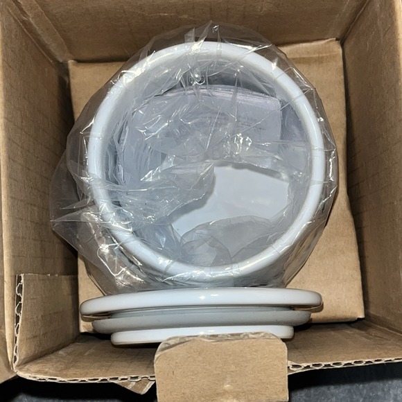 NEW Pampered Chef Ceramic Egg Cooker # 1529 NEW in Box - Picture 4 of 7